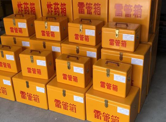 南宝镇玻璃钢雷管箱的使用寿命一般是多少?